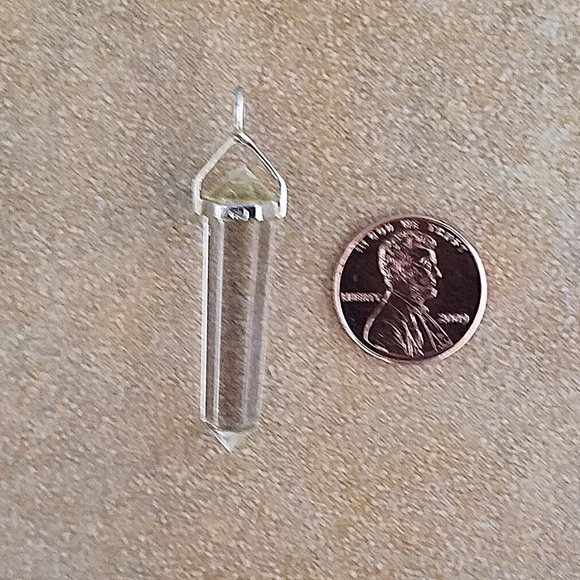 925 Sterling Silver Crystal Quartz Pendant - Picture 2 of 2